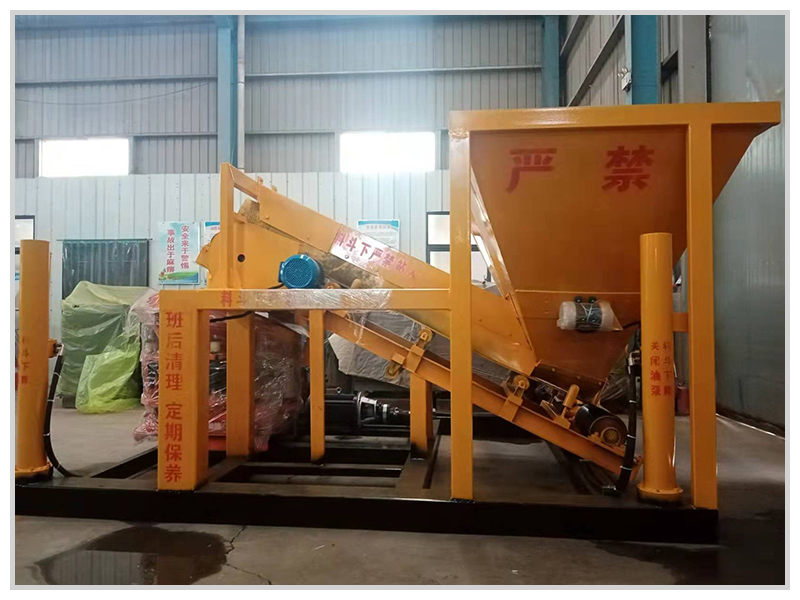 钩臂式<a href=http://www.fiyitu.com.cn/show/diaozhuang/ target=_blank class=infotextkey>喷浆机</a>组800-600实体图2.jpg